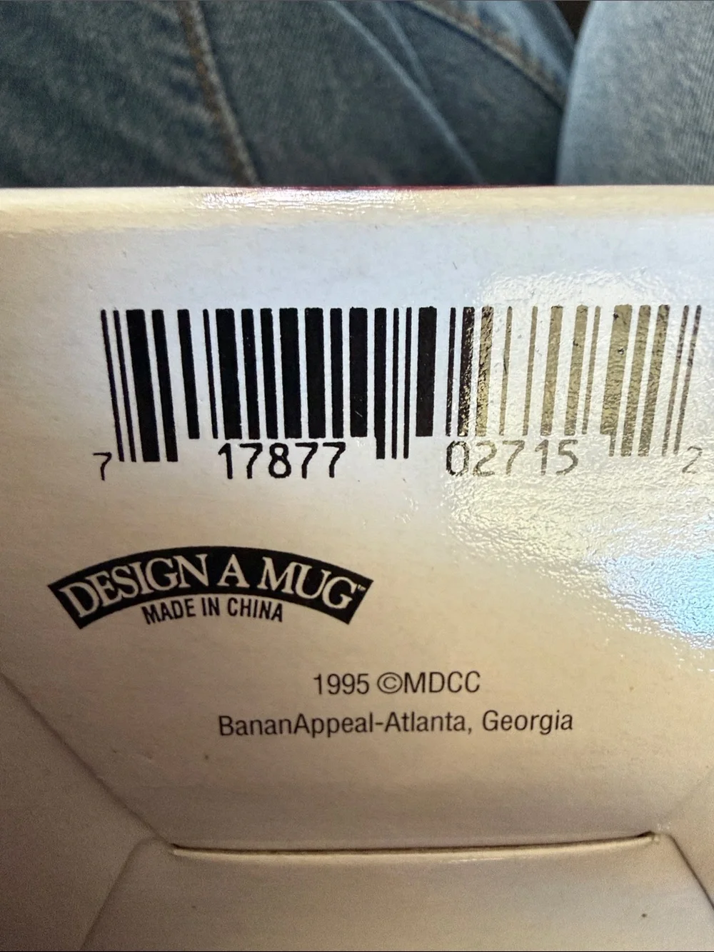 Vintage Design A Mug. A set of four boxes. Total 4 cups